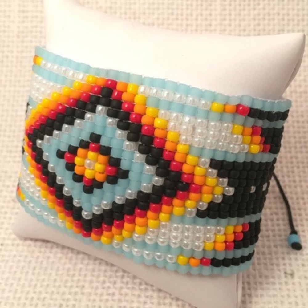 Native American Pattern Beaded Bracelet - image 2